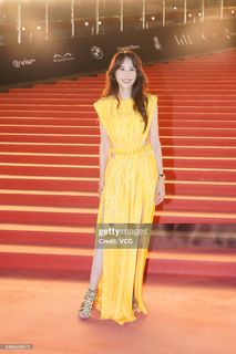 Karen Mok feet photo 1