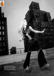 Karen Mulder feet photo 16
