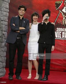 Karen O feet photo 19
