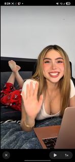 Karen Torres feet photo 12