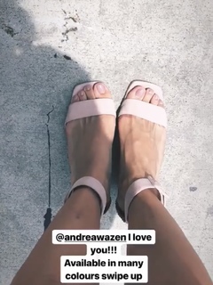 Karen Wazen feet photo 11
