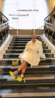 Karen Wazen feet photo 6