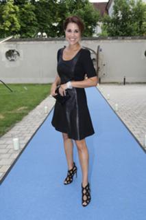 Karen Webb feet photo 18