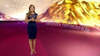 Karen Webb feet photo 2