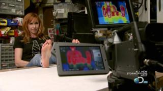 Kari Byron feet photo thumbnail
