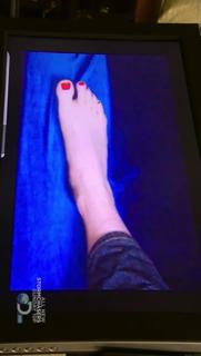 Kari Byron feet photo thumbnail