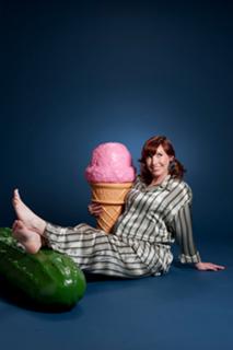Kari Byron feet photo thumbnail