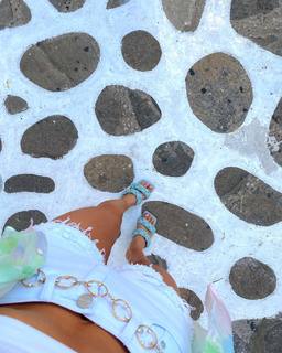 Kari Cassandra feet photo 13