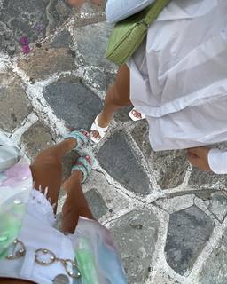 Kari Cassandra feet photo 11