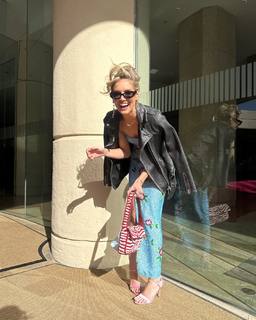 Kari Cassandra feet photo 12