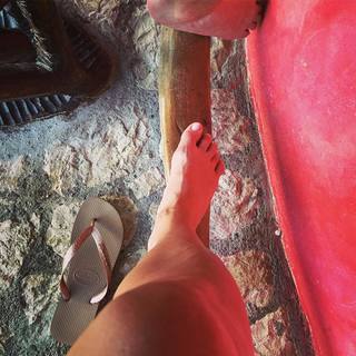 Kari Lake feet photo 11