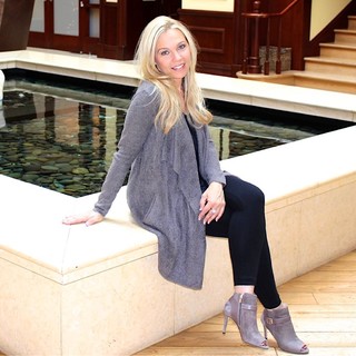 Kari Michaelsen feet photo 15