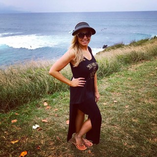 Kari Michaelsen feet photo 11