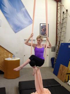 Kari Wahlgren feet photo 15