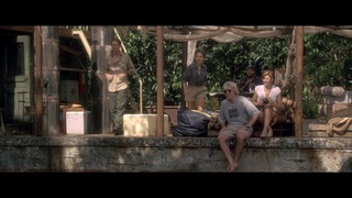 Kari Wuhrer feet photo thumbnail