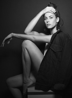 Karima McAdams feet photo 19