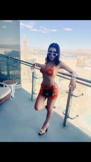 Karime Pindter feet photo 11