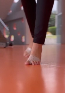 Karime Scander feet photo 1