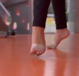 Karime Scander feet photo 15