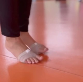 Karime Scander feet photo 14