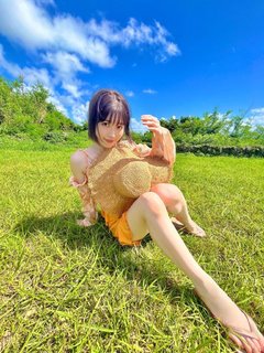 Karin Isobe feet photo 20