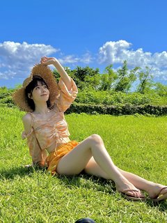 Karin Isobe feet photo 14
