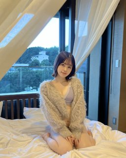 Karin Isobe feet photo 8
