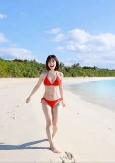 Karin Isobe feet photo 11