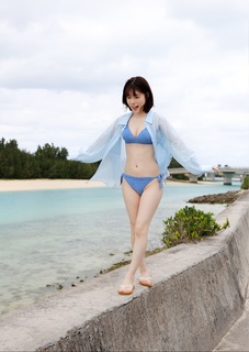 Karin Isobe feet photo 10