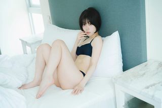 Karin Isobe feet photo 12