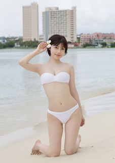 Karin Isobe feet photo 4
