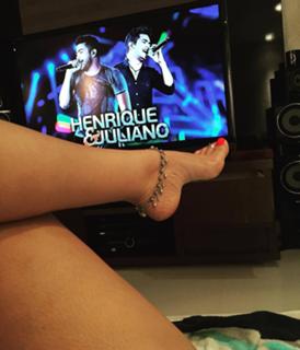 Karin Klemp feet photo thumbnail