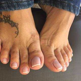 Karin Klemp feet photo thumbnail