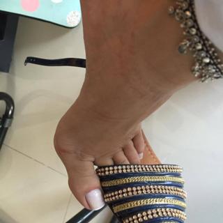 Karin Klemp feet photo thumbnail