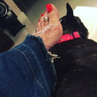 Karin Klemp feet photo thumbnail