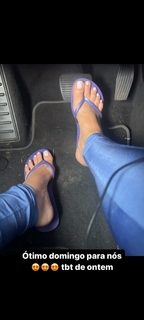 Karin Klemp feet photo thumbnail