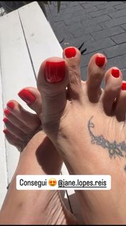 Karin Klemp feet photo 9