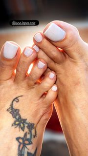 Karin Klemp feet photo 1