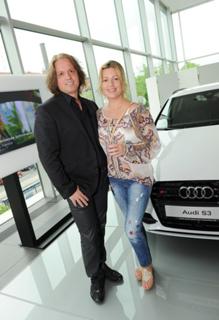 Karin Thaler feet photo thumbnail