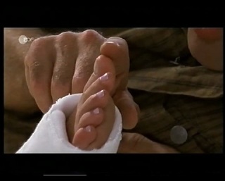 Karin Thaler feet photo thumbnail