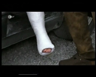 Karin Thaler feet photo thumbnail