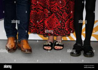 Karin Viard feet photo 6