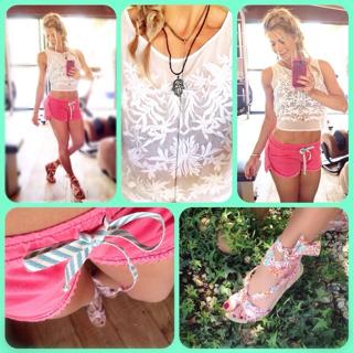 Karina Bacchi feet photo 2