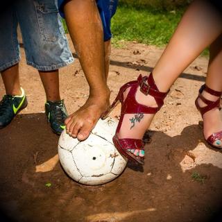 Karina Bacchi feet photo 15