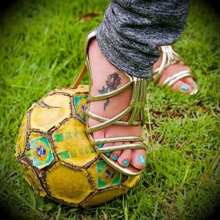 Karina Bacchi feet photo 14