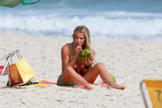 Karina Bacchi feet photo 11