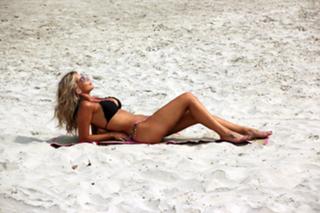 Karina Bacchi feet photo 3