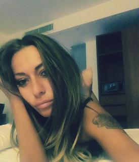 Karina Cascella feet photo 12