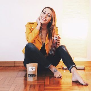 Karina Cascella feet photo 10
