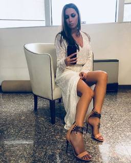 Karina Cascella feet photo 10